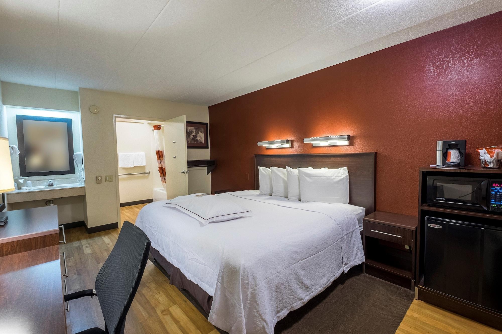 Red Roof Inn Plus+ University At Buffalo - Amherst Extérieur photo