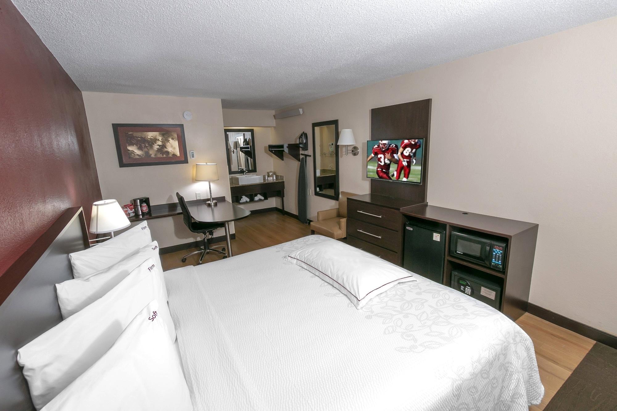 Red Roof Inn Plus+ University At Buffalo - Amherst Extérieur photo