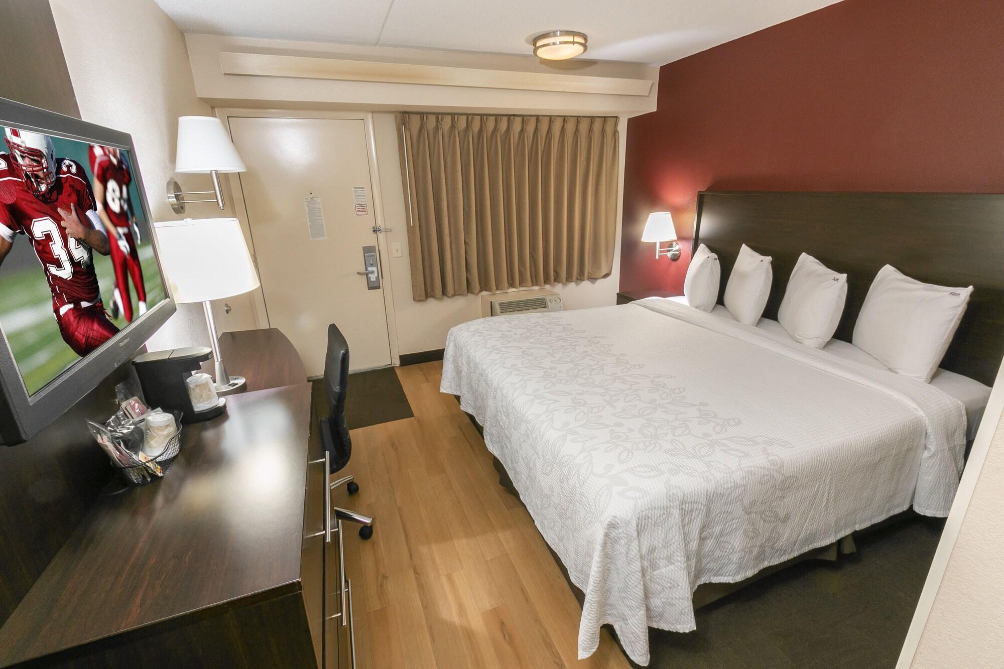 Red Roof Inn Plus+ University At Buffalo - Amherst Extérieur photo
