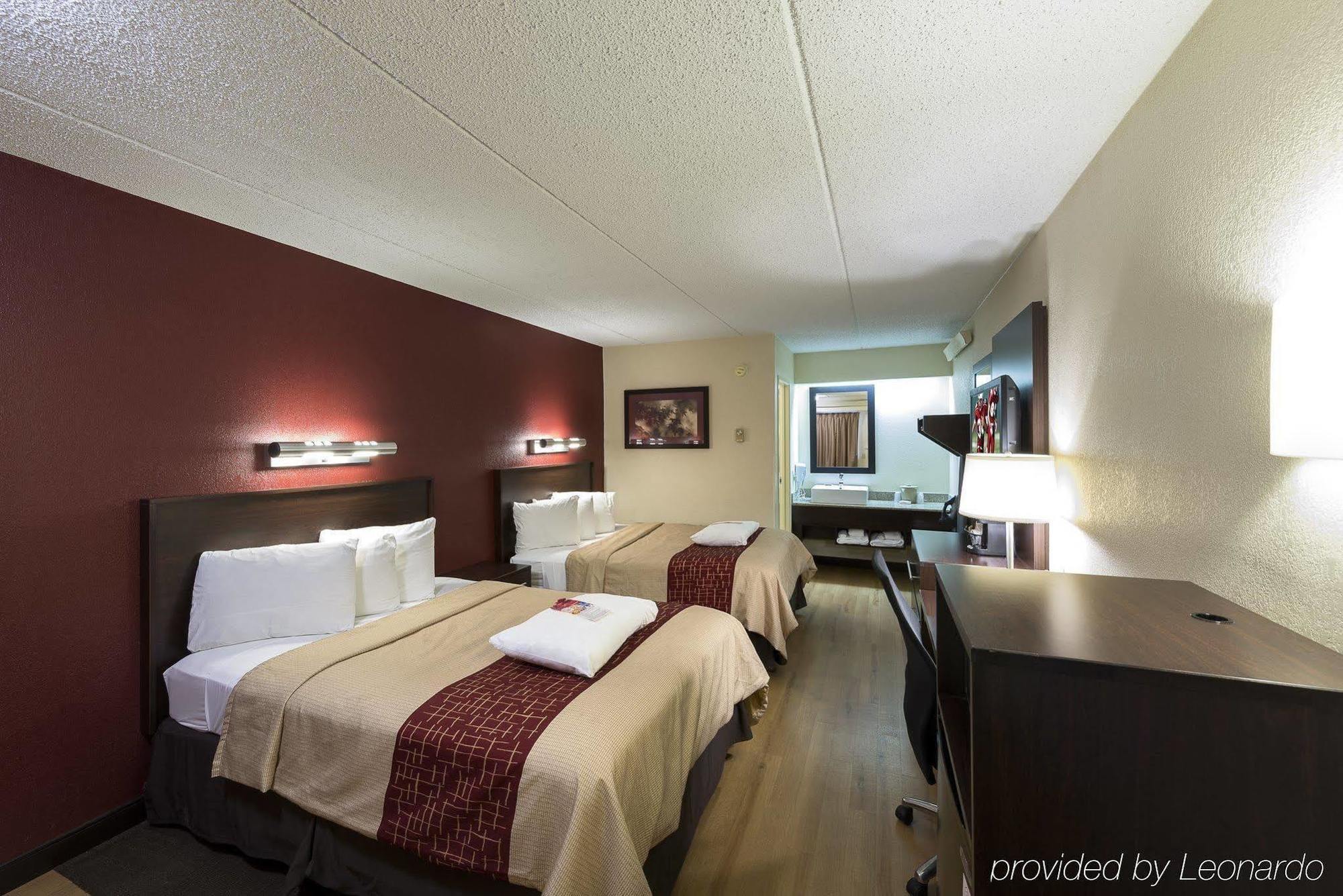 Red Roof Inn Plus+ University At Buffalo - Amherst Extérieur photo